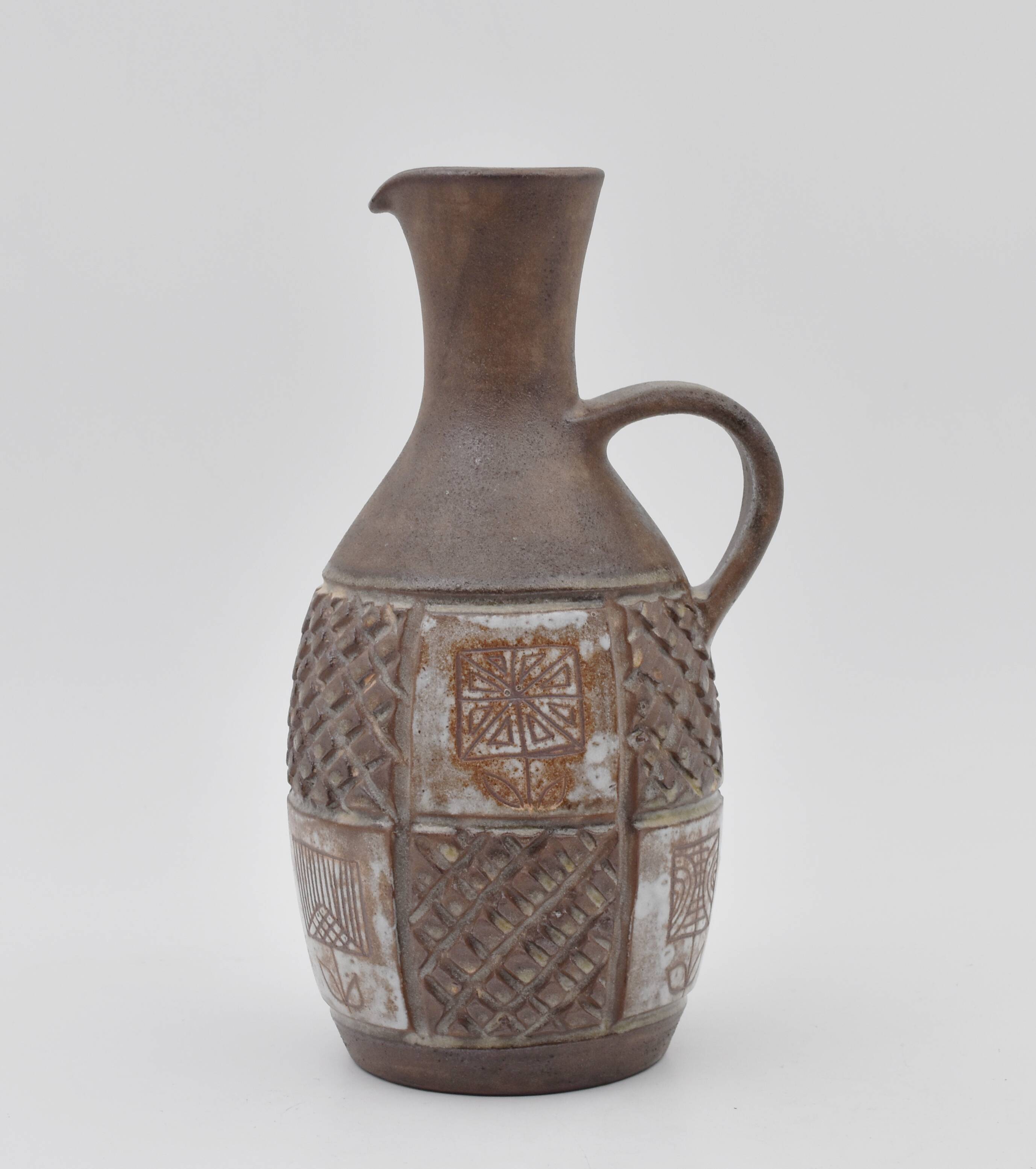 Pitcher Alexandre Kostanda Vallauris