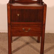 Mahogany curiosity cabinet - 18th century