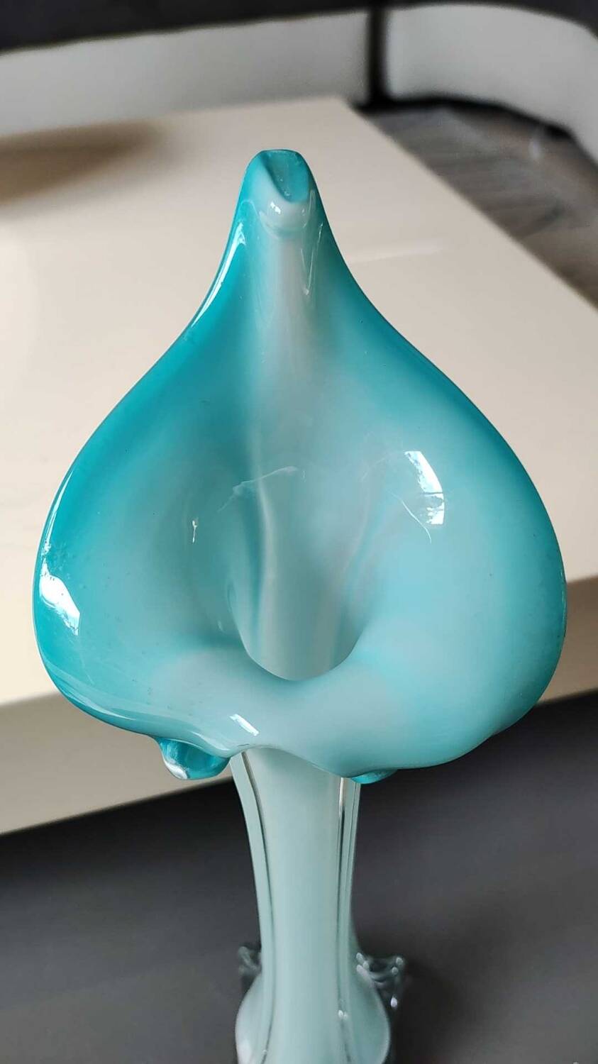 Soliflore vase in floral shape/Arum Flower. In opaline/blown glass. High 34 cm