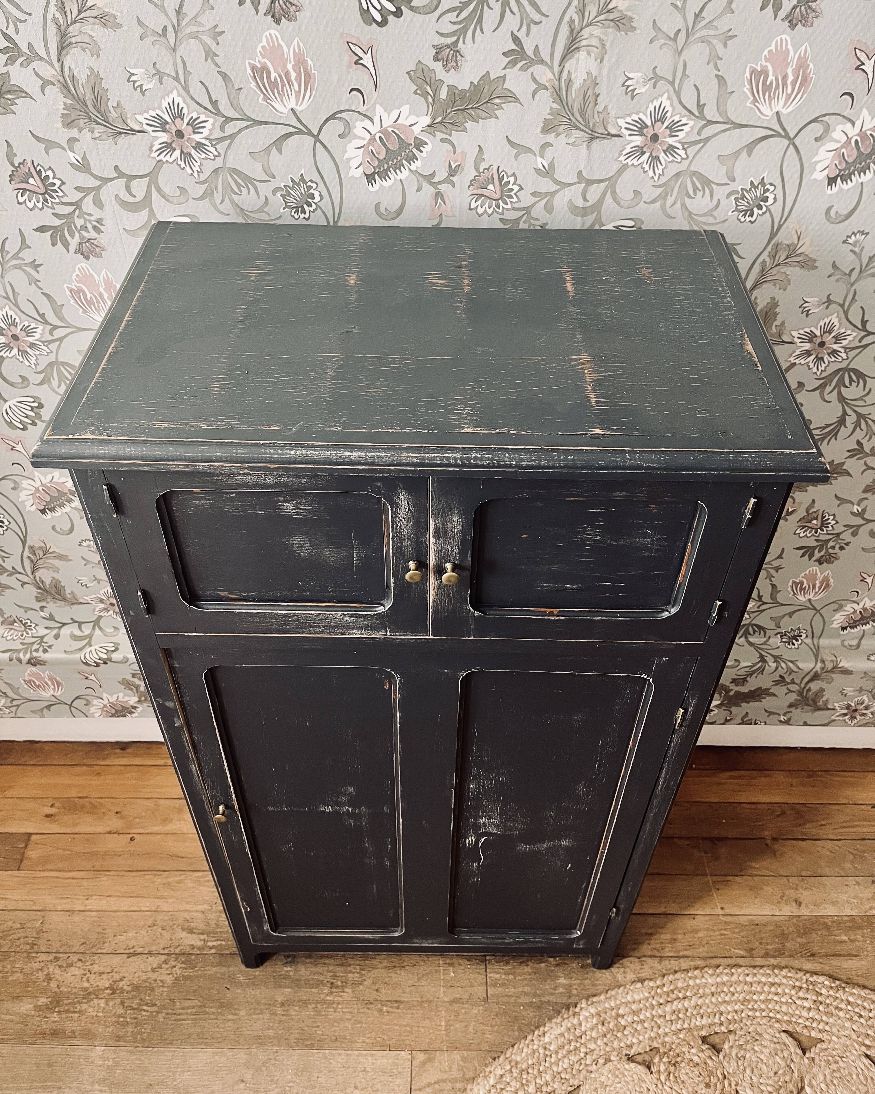 Vintage Parisian buffet (renovated)