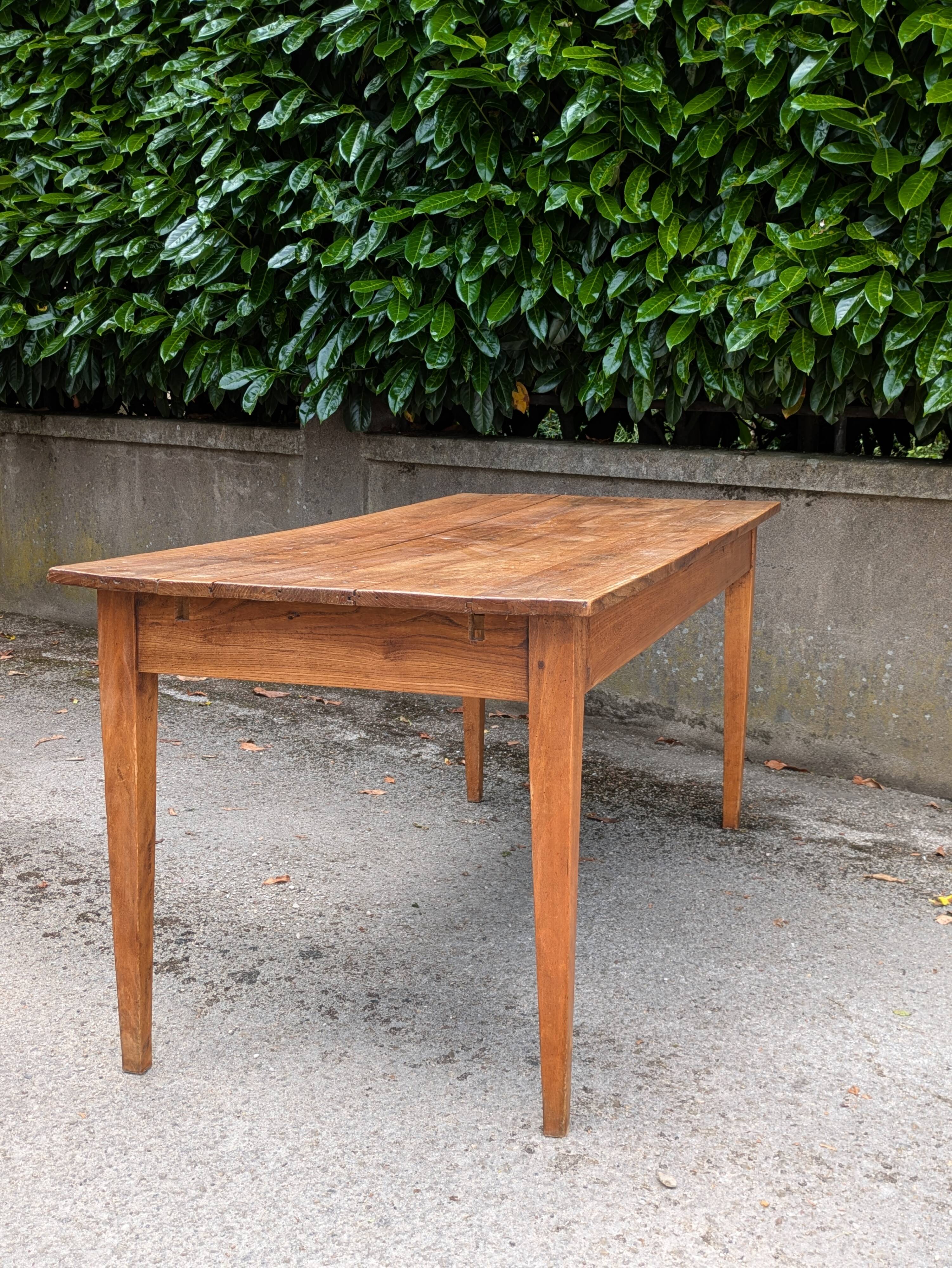 Table de ferme, France 1920