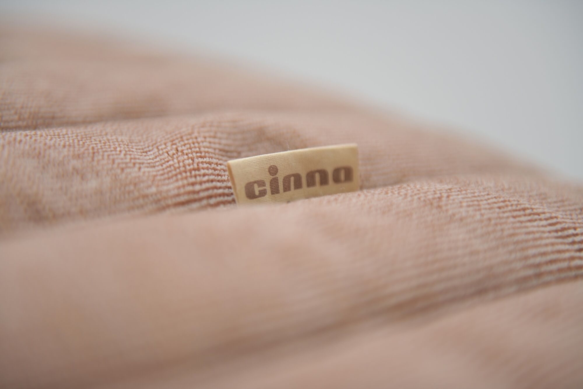 Sandra sofa by Annie Hieronimus for Cinna France