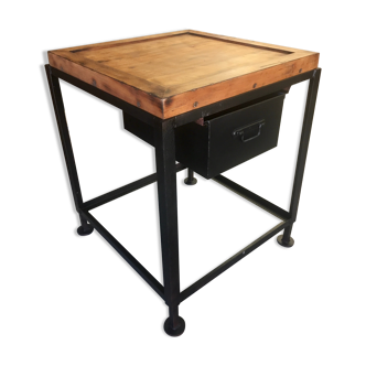 Industrial furniture with log