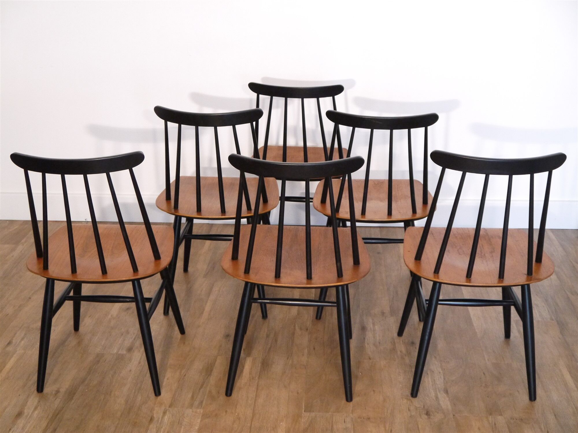Series of 6 Fanett chairs by Ilmari Tapiovaara