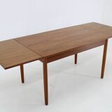 1960s Danish Teak Extendable Dinining Table