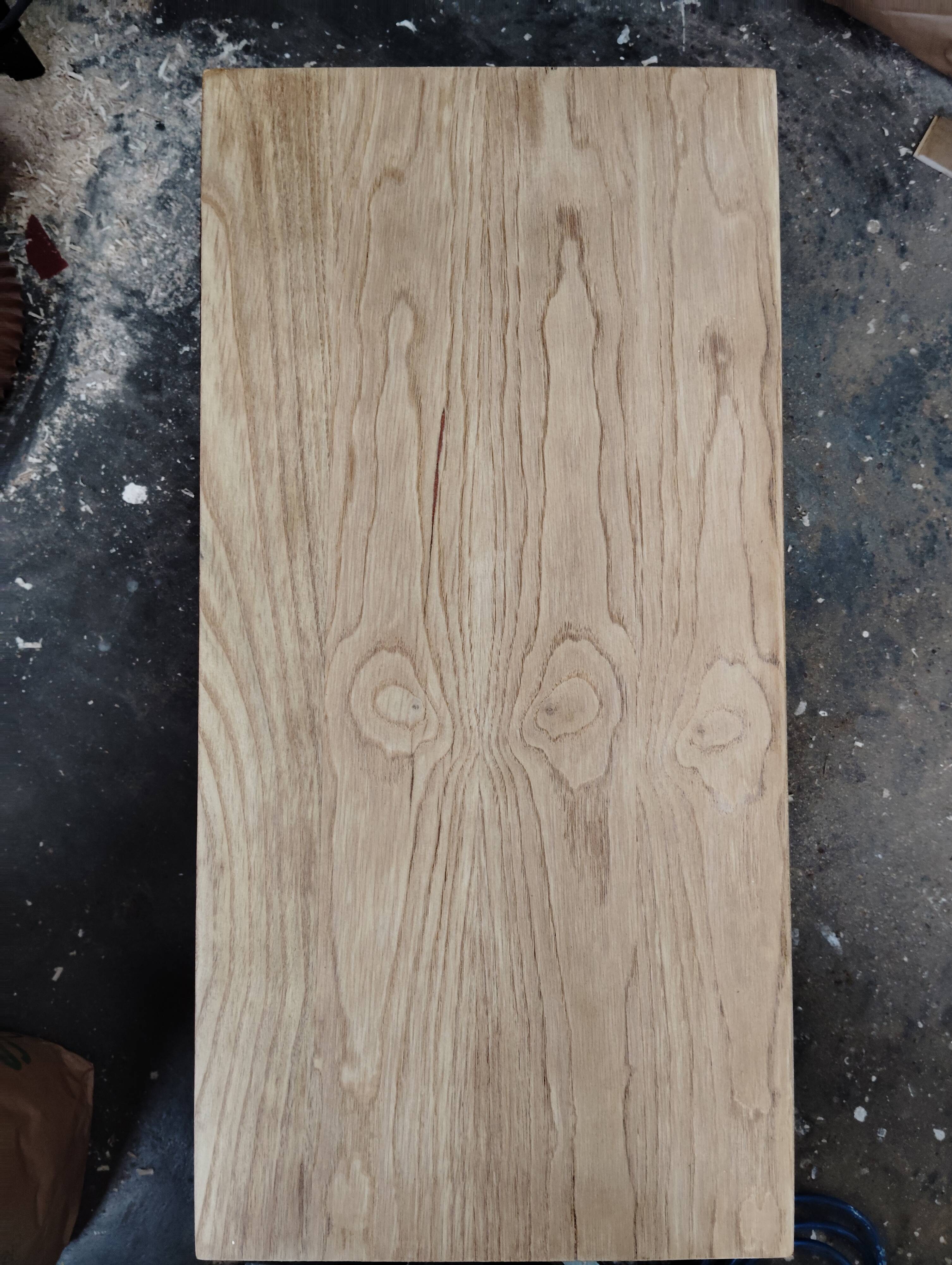 Small oak chest of drawers with compass feet