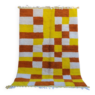 Tapis berbère marocain béni ouarain damiers jaune et marron