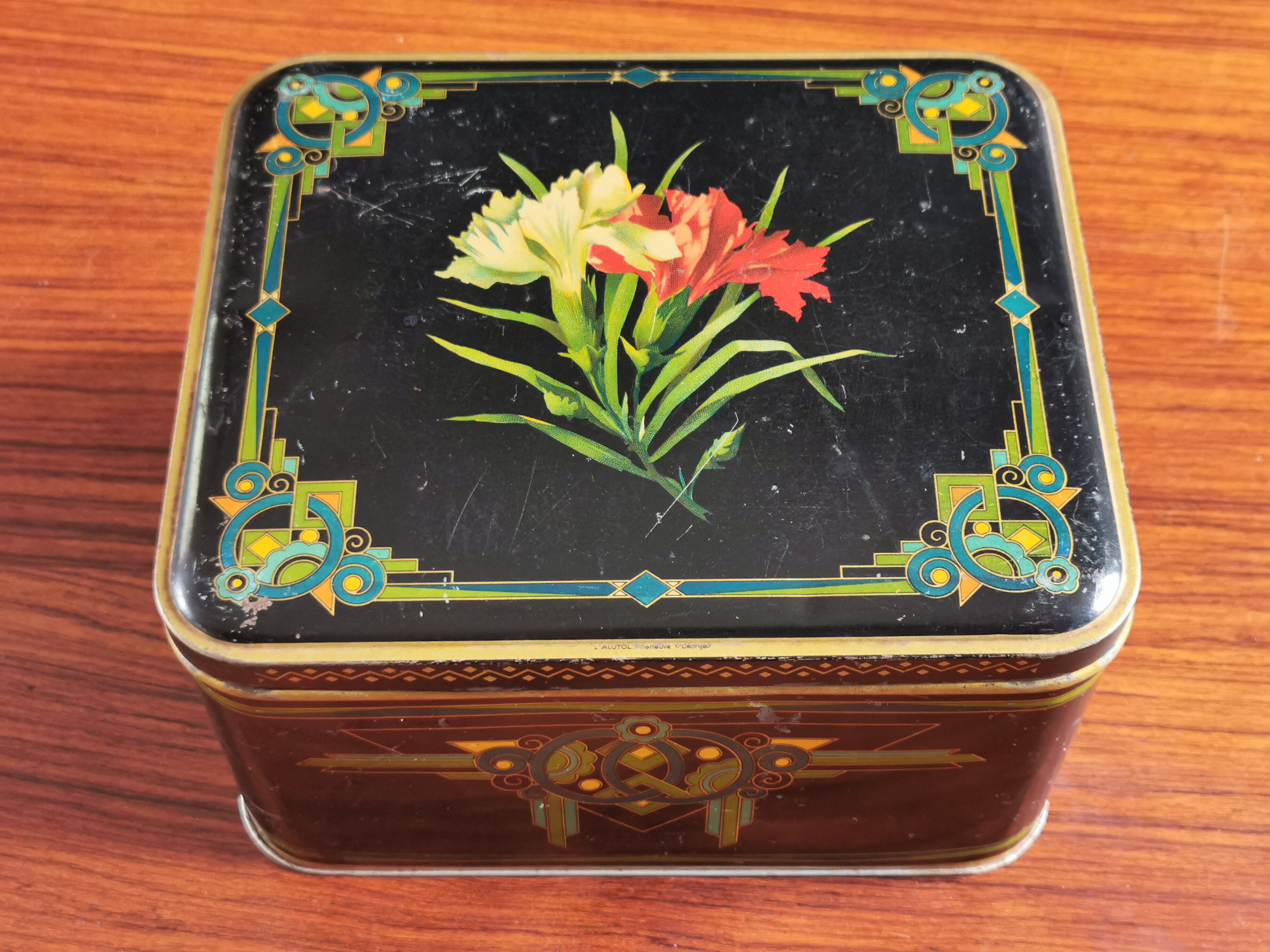 Art Deco old metal box