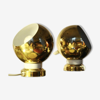 Pair of magnetic lamps