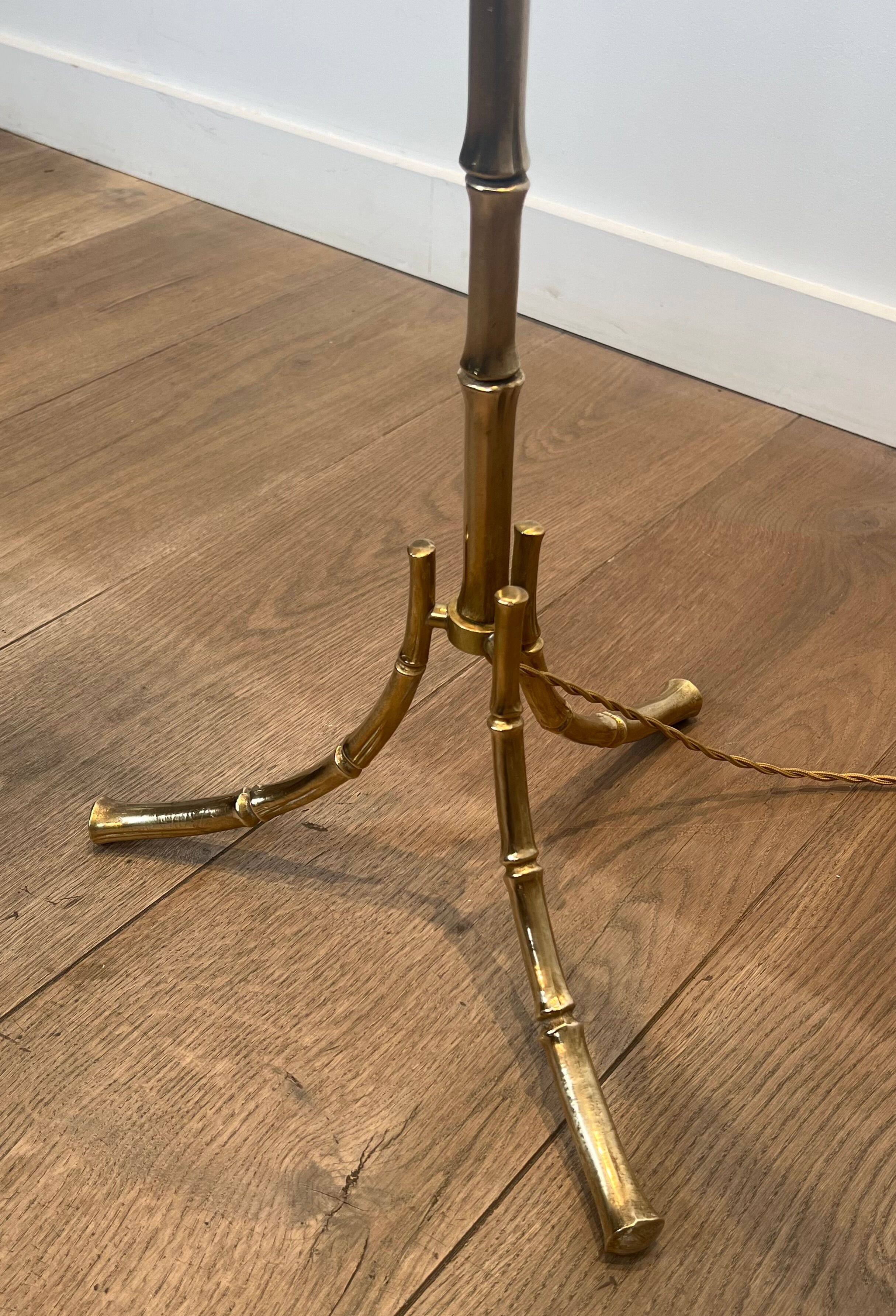 Paire de lampadaires de parquet en bronze façon faux-bambou de la Maison Baguès