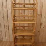 Rattan-footed landscaper