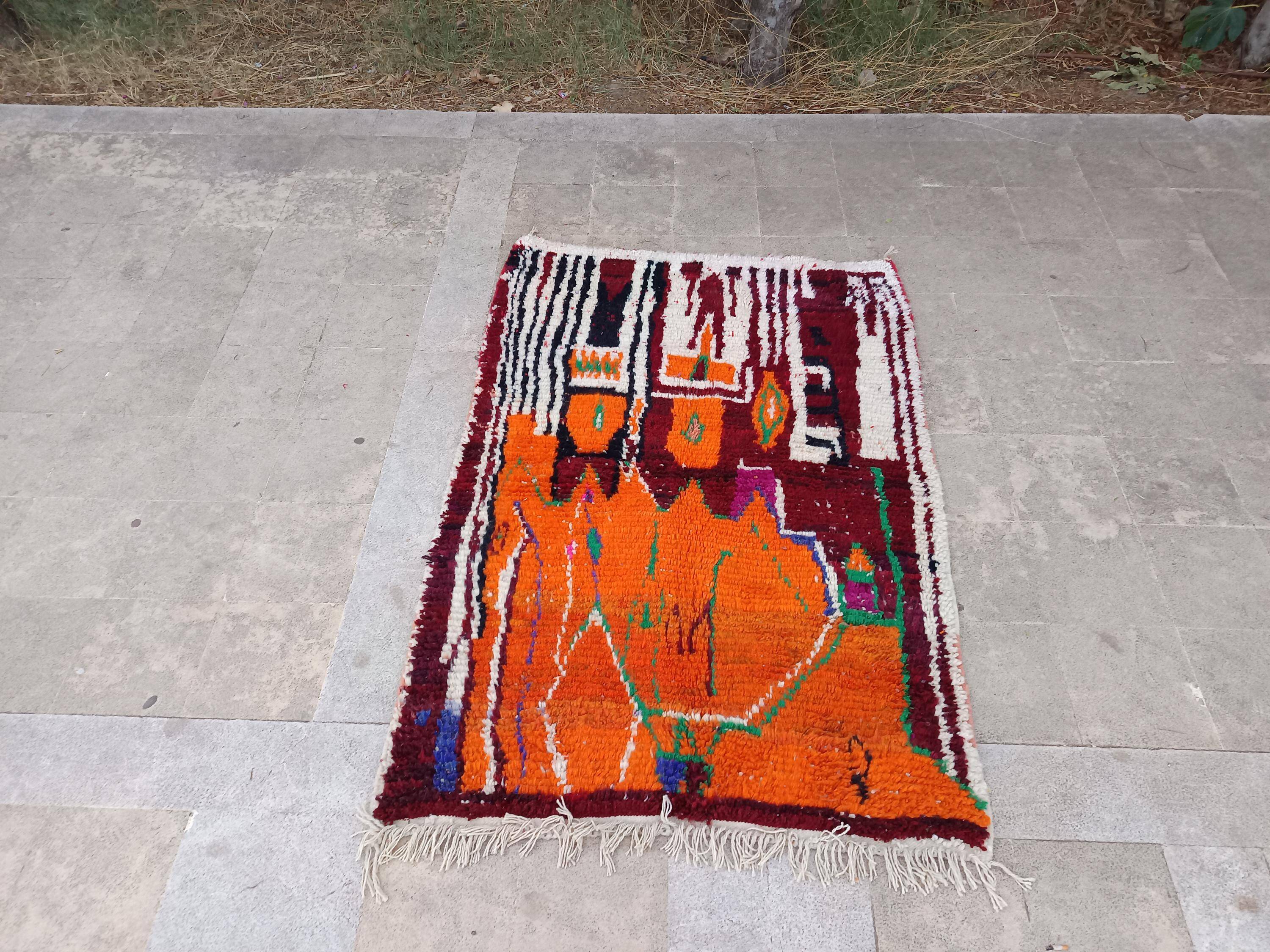 Moroccan rug made of natural wool, handmade, 2.5x1.5 m.