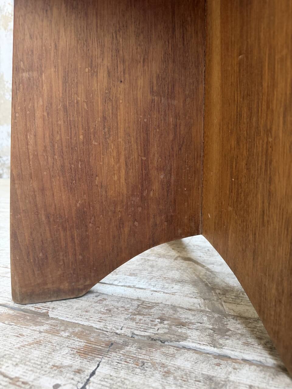 Constructivist gueridon 1950 mahogany