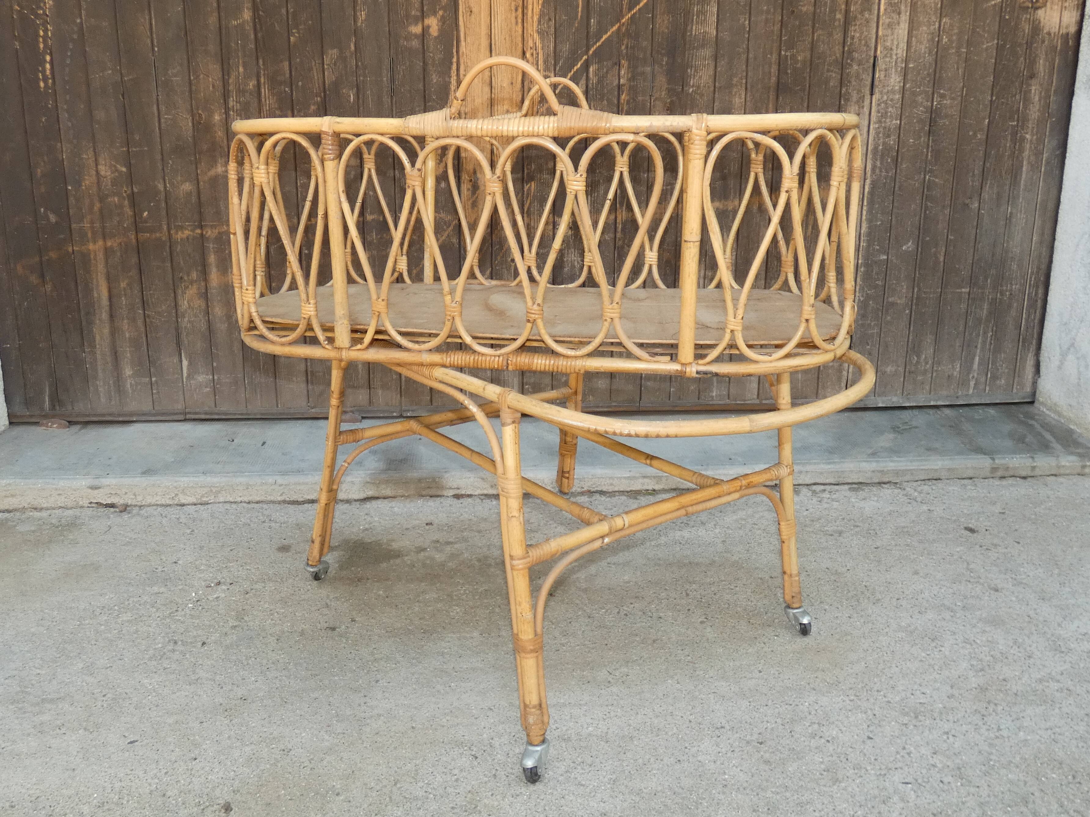 Cradle in rattan 1960