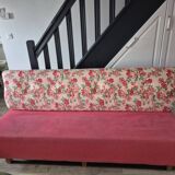 pink restaurant bench and liberty flower backrest, made by an upholsterer
