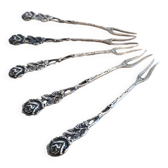 Silver snail forks