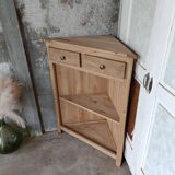 Corner cabinet
