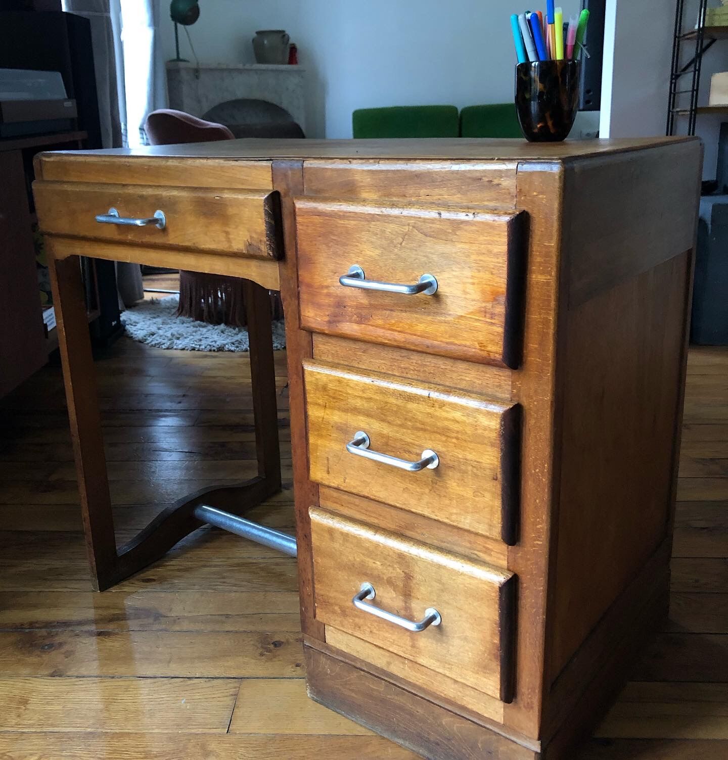 Office 6/10 years 1950