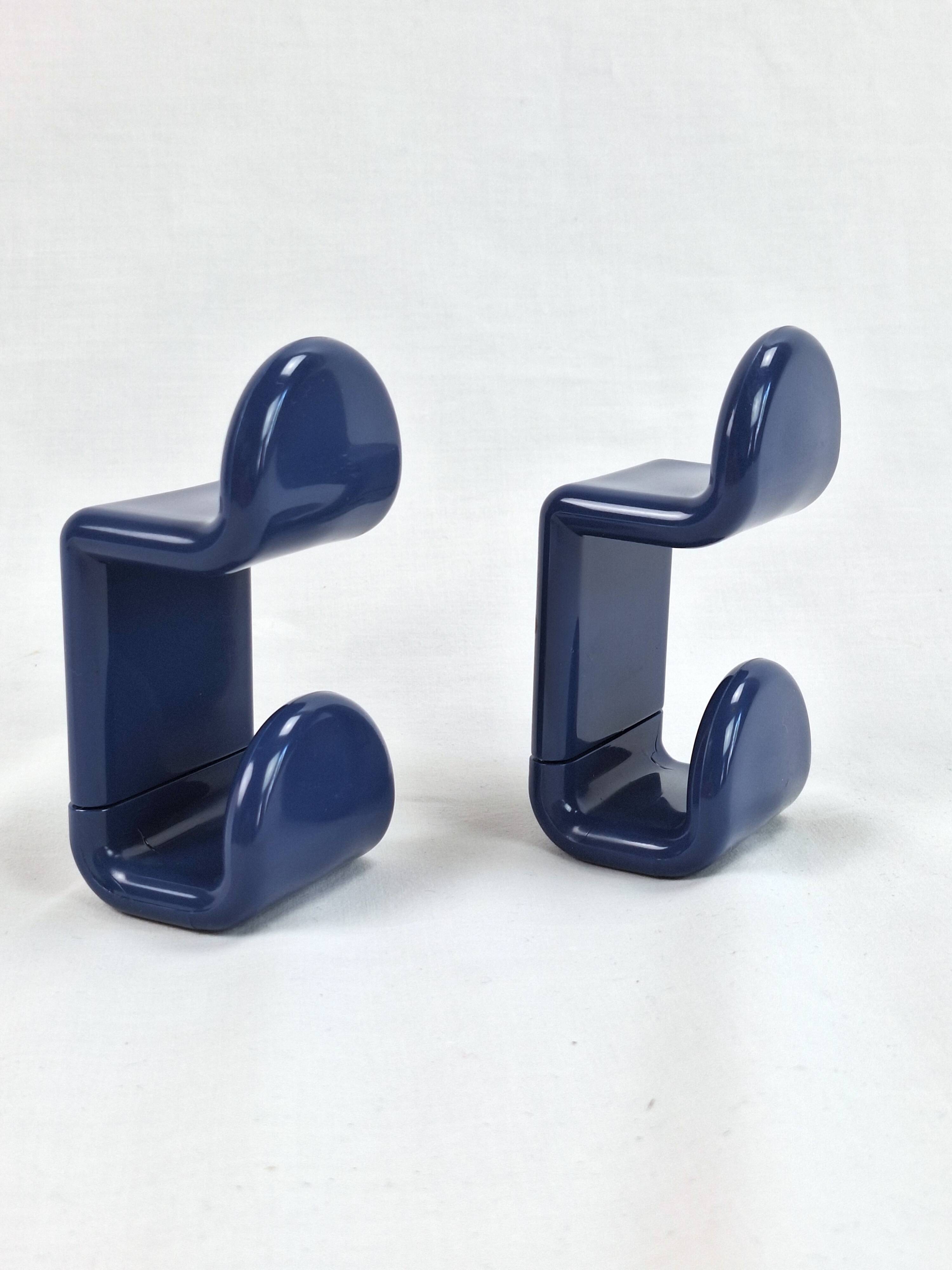 Pair of Gedy 1970s hooks in vintage space age ABS
