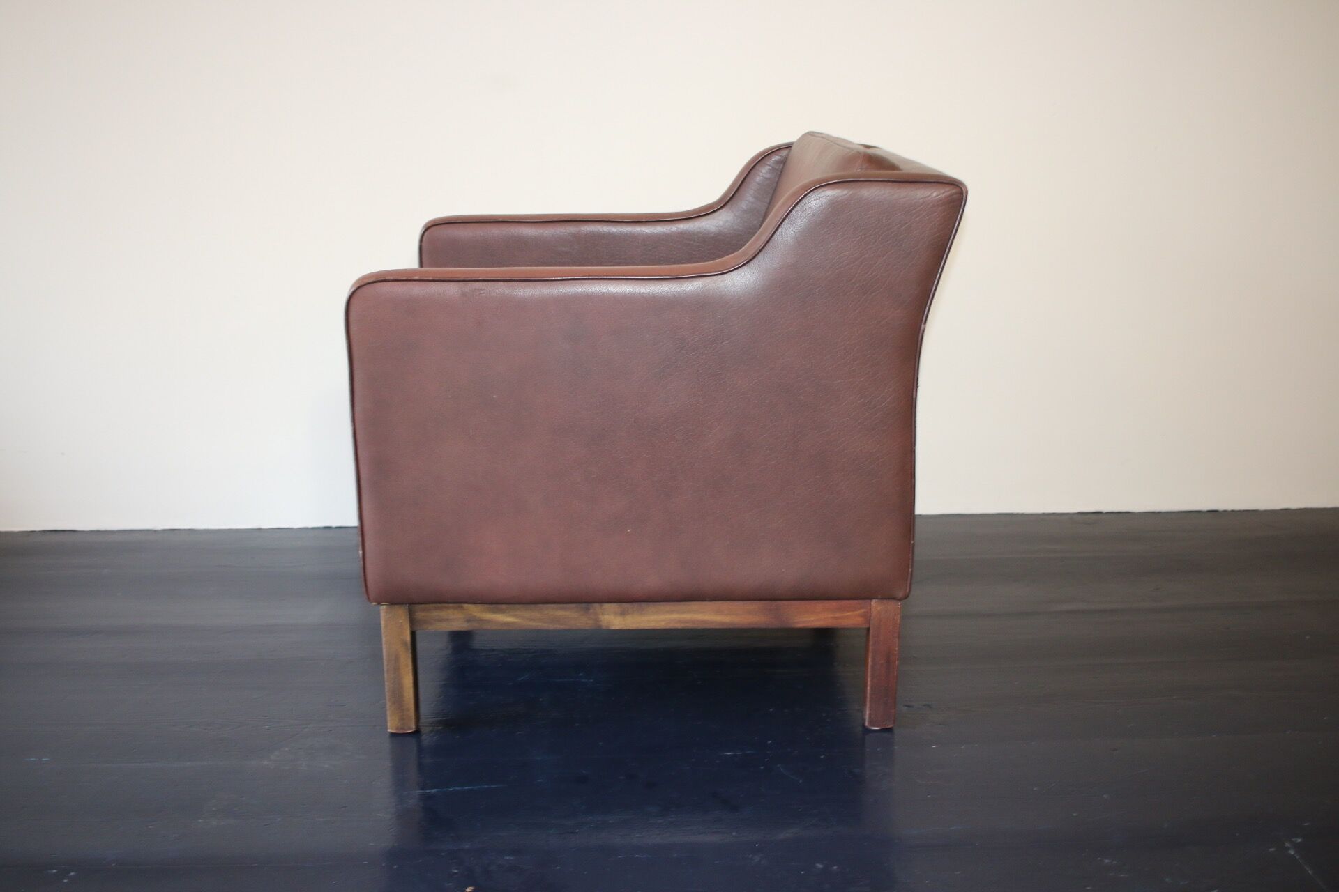 Armchair in natural leather, Denmark, 1960s