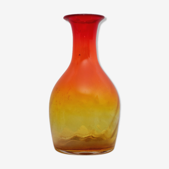 Color degraded vase