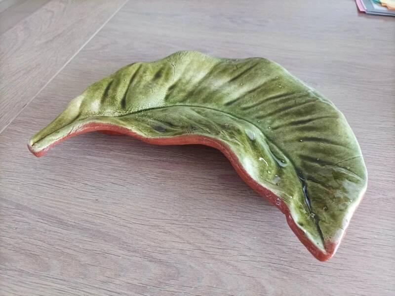 Empty leaf pocket