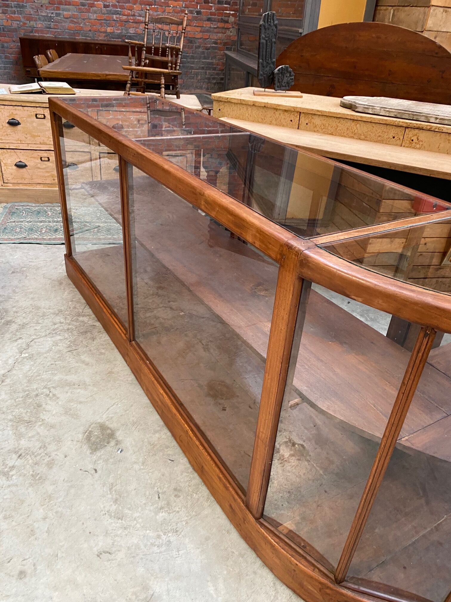 Mahogany corner display counter