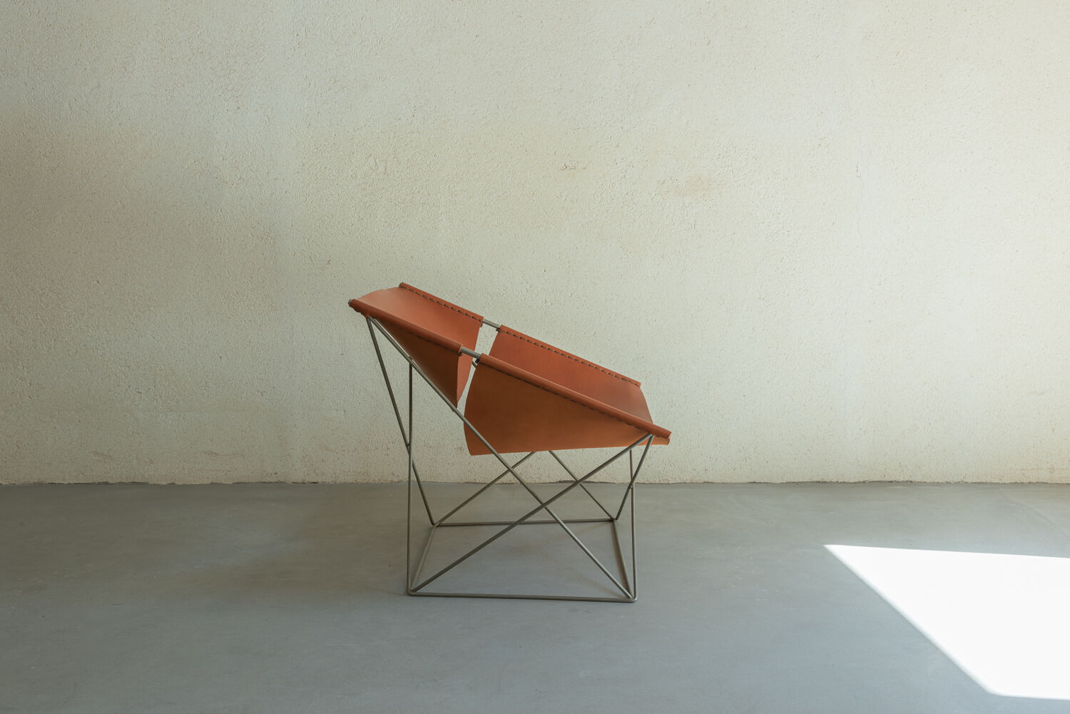 Pierre Paulin, "Butterfly" model armchair