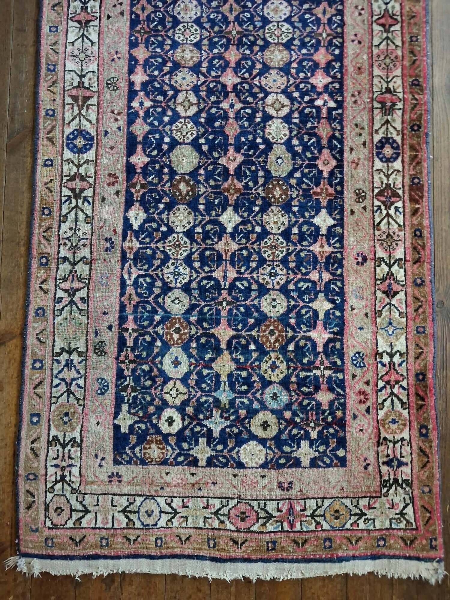 Handmade Persian Veramin hallway rug 264x106cm