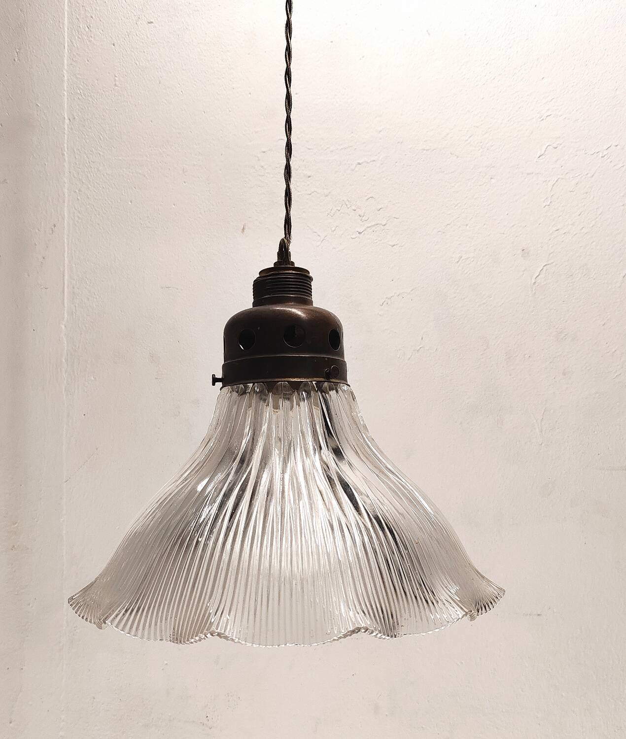 Large holophane industrial glass lamp from the 20s