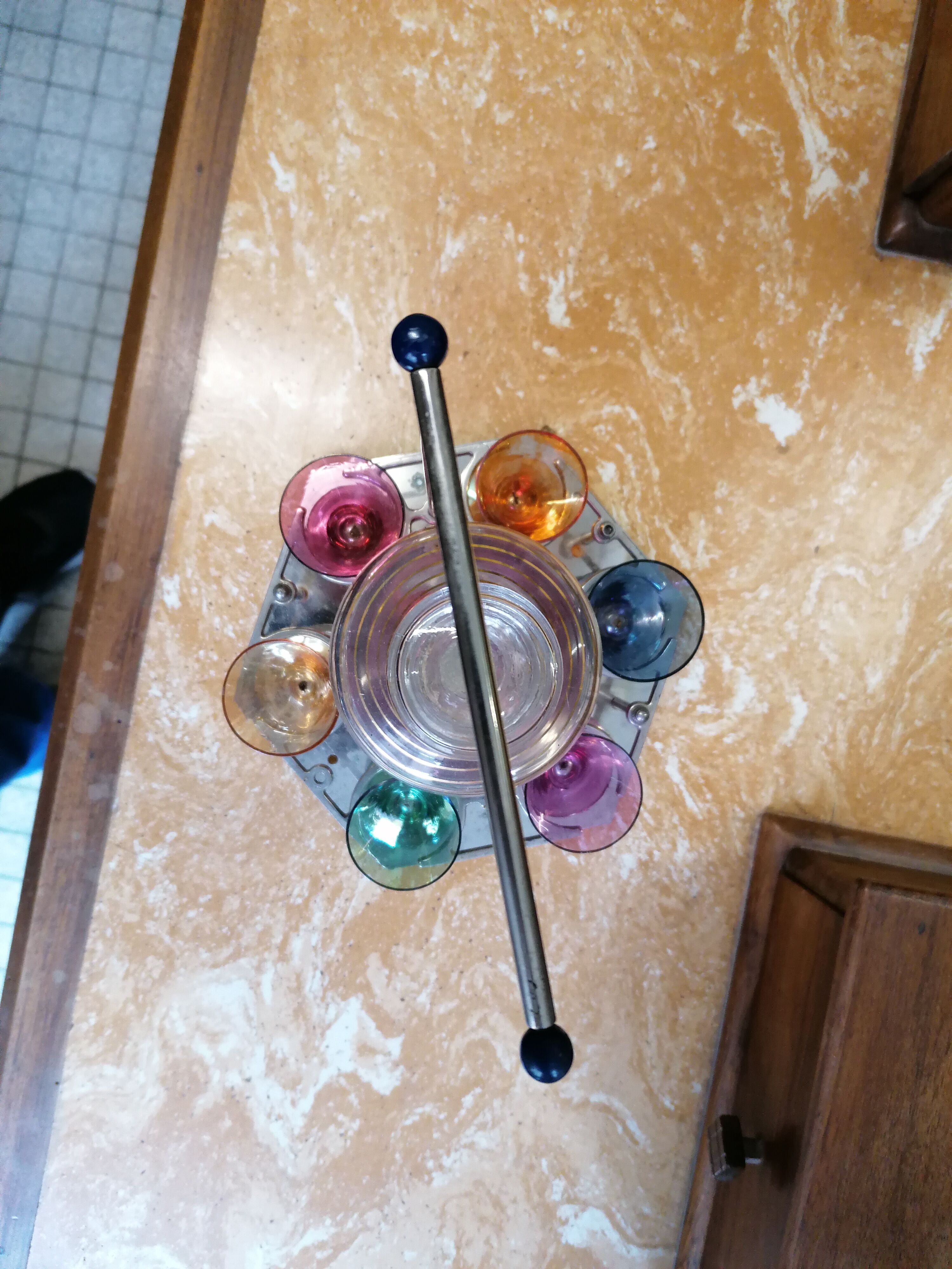 Art deco liquor service