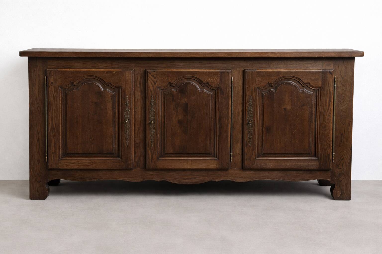 Very 3 doors solid oak