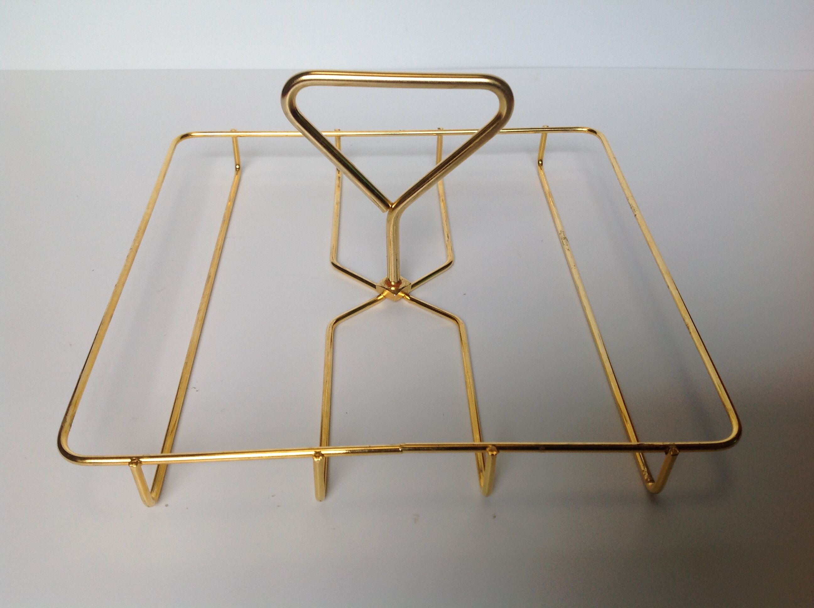 Glass and gold metal aperitif tray