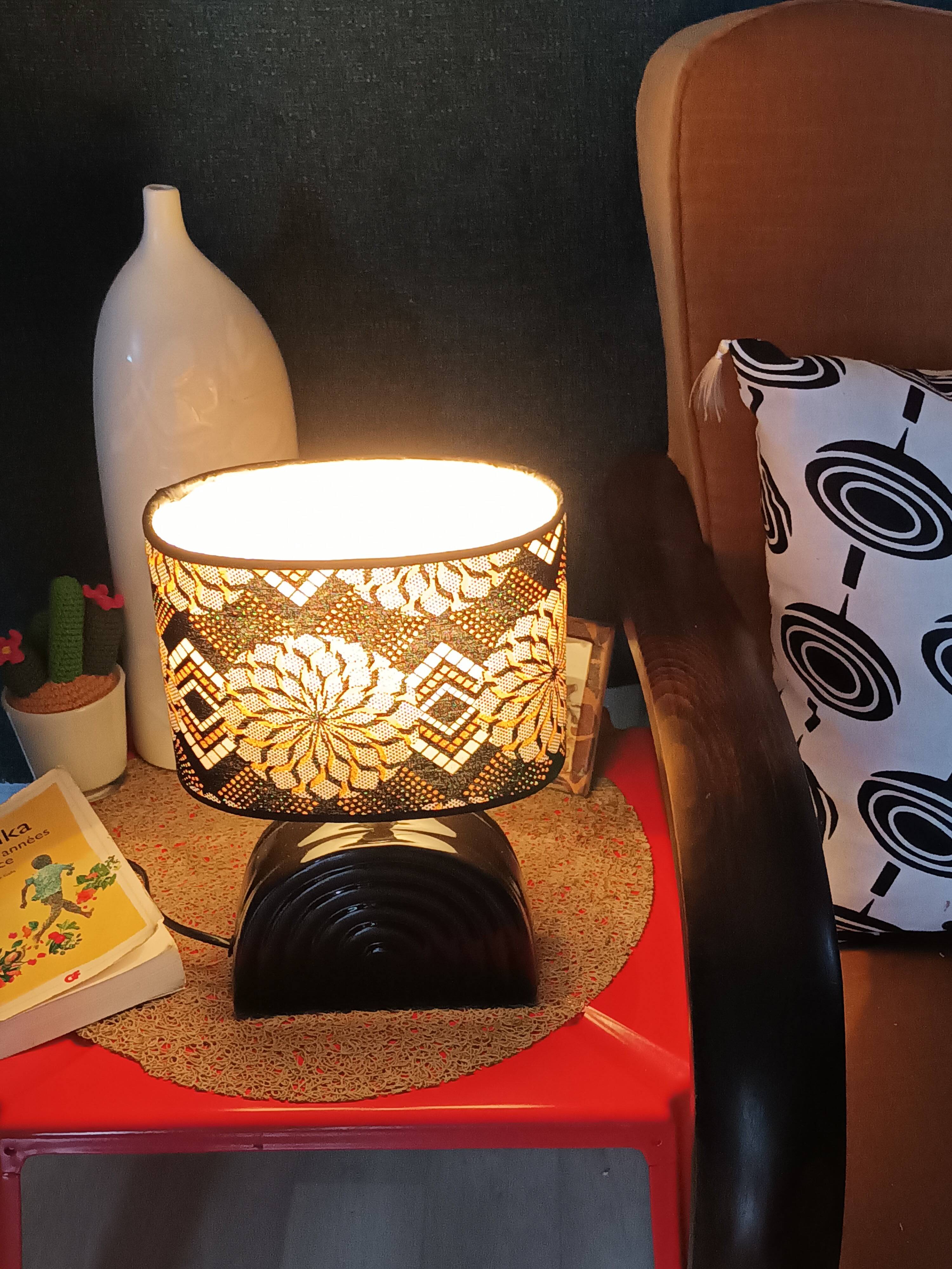 ZUHRA black ceramic table lamp
