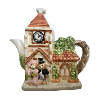 Decorative teapot vintage 80s church and bride and groom