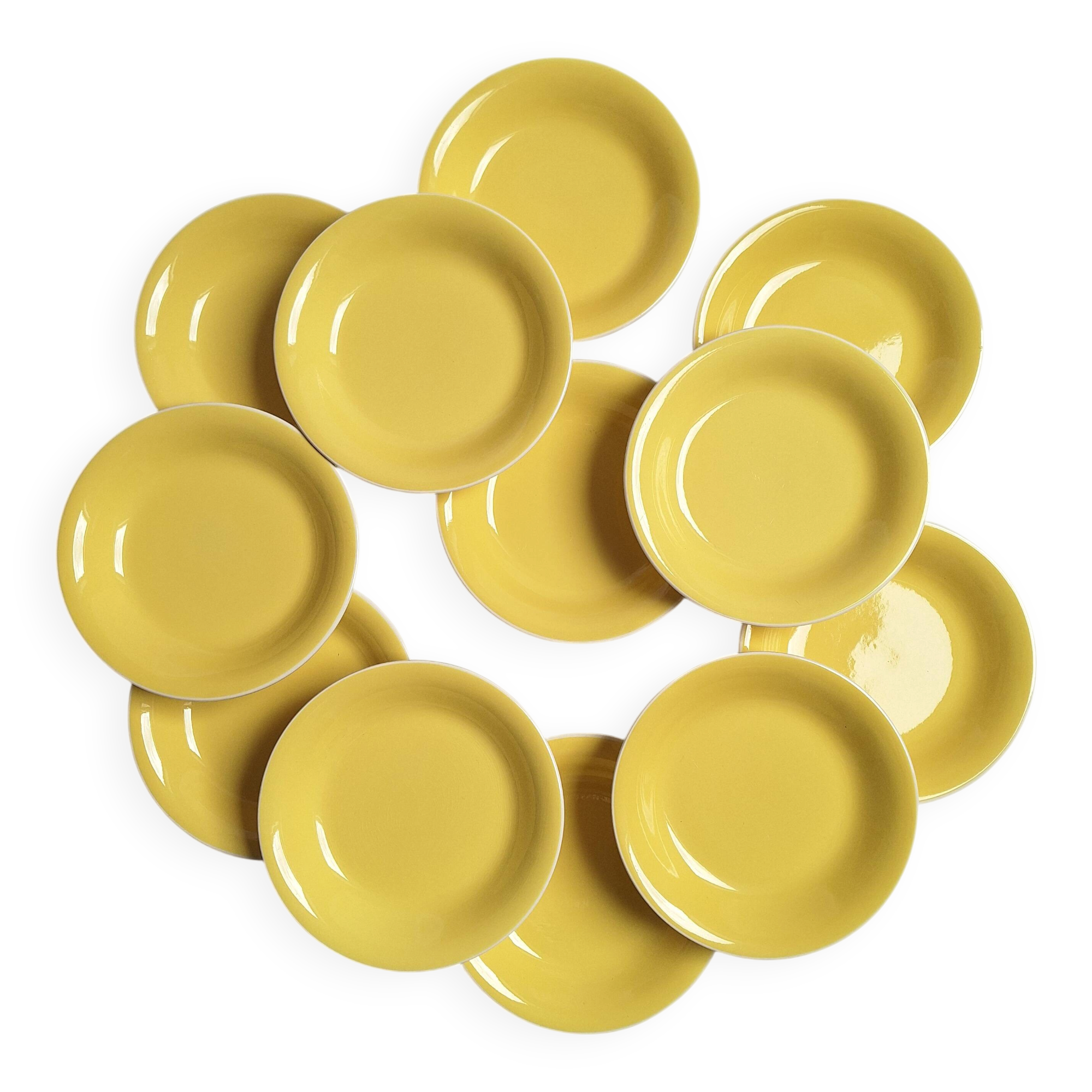 Deep plates or salad plates Villeroy & Boch yellow