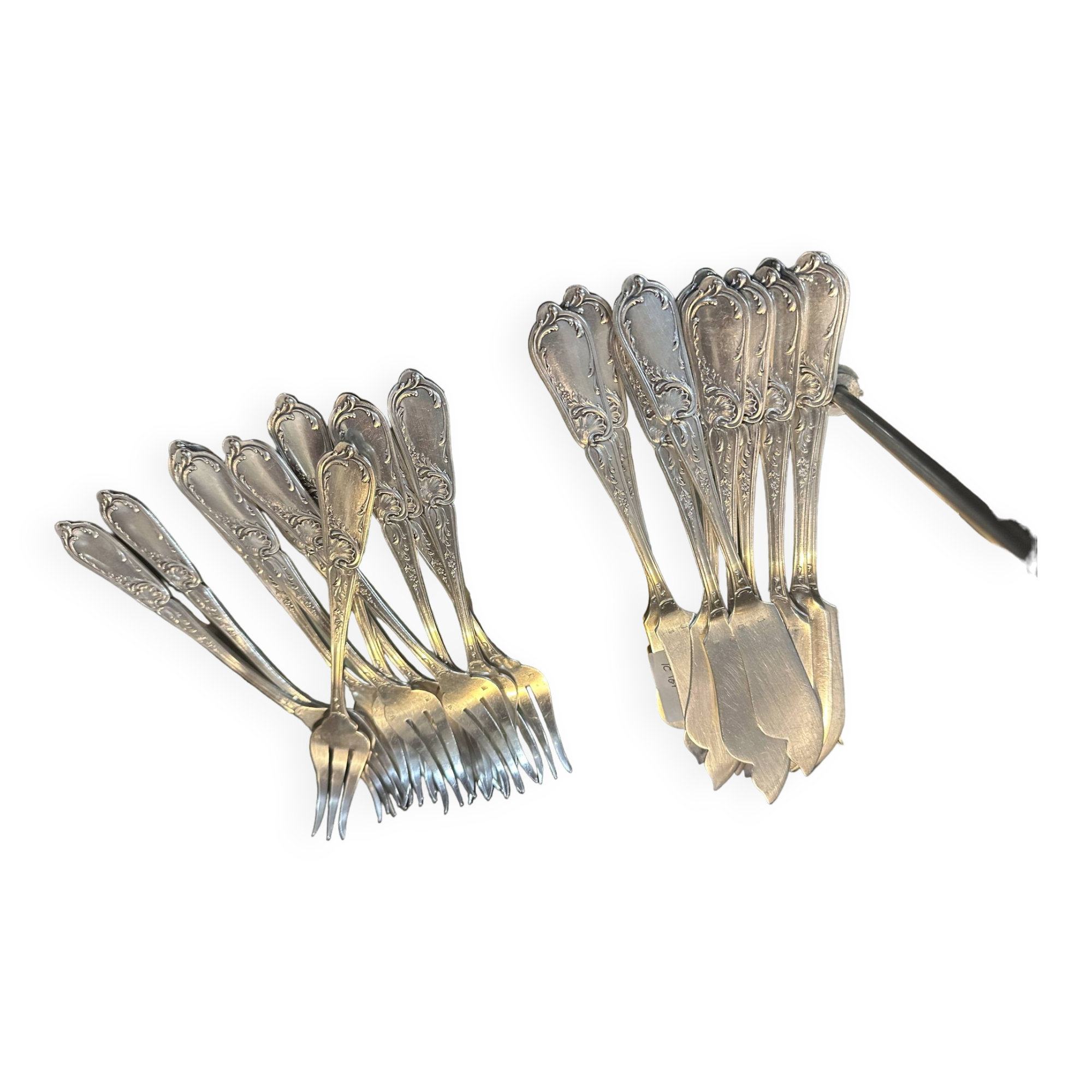 Fish cutlery