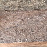 Coffre en bois sculpté et estampille a. dubois