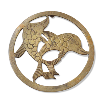 Golden vintage fish-shaped table mat