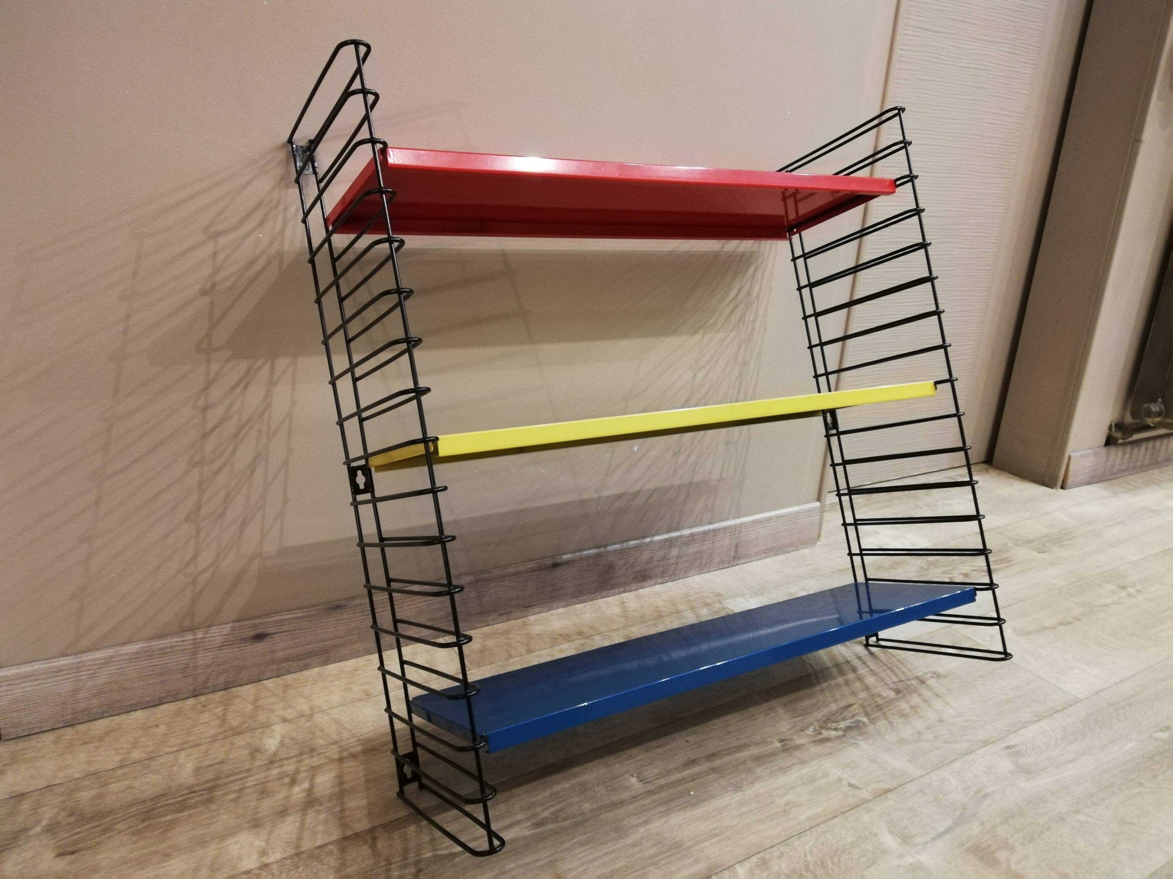 Shelves Tomado Holland