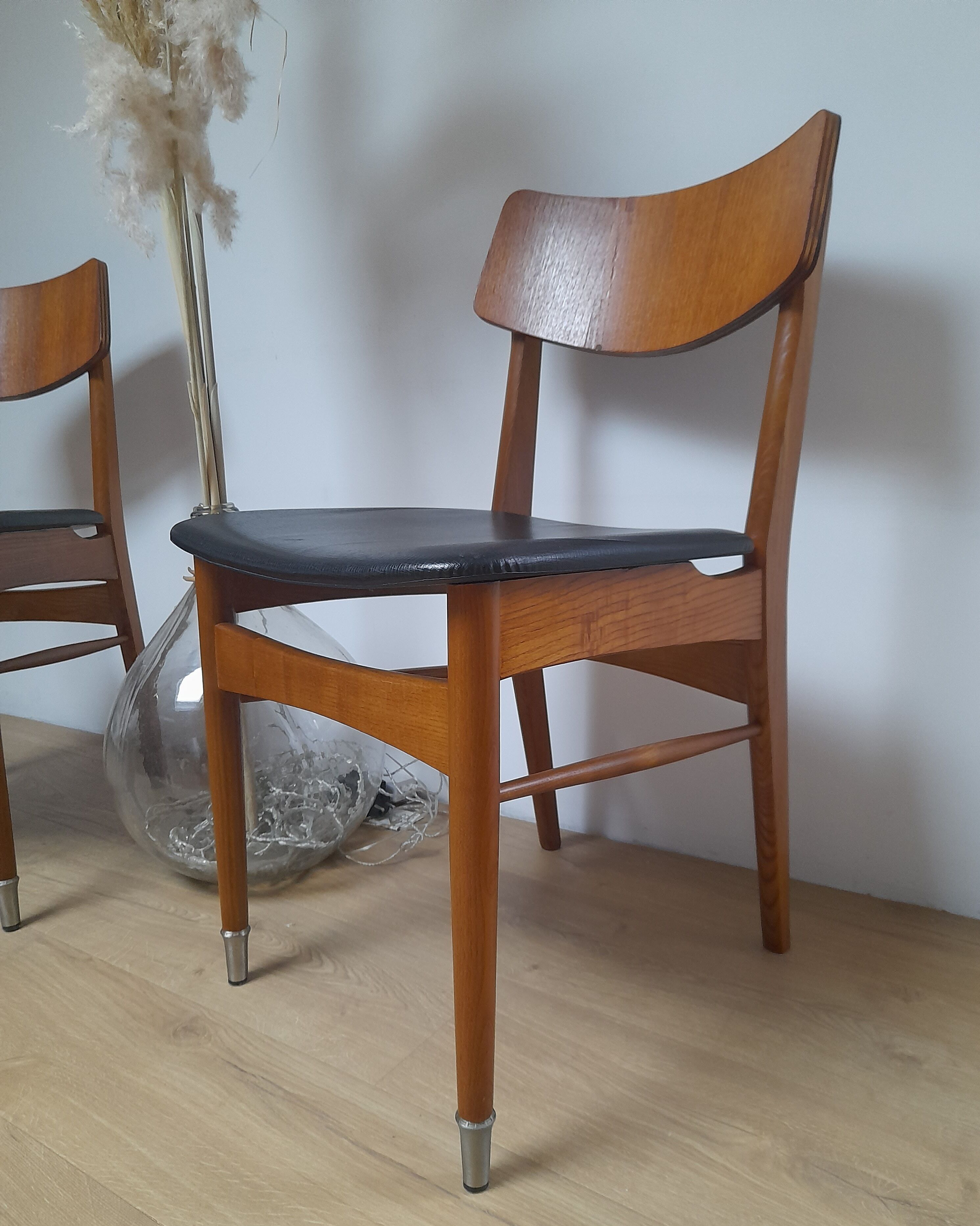 Paire de chaises annees 60 vintage