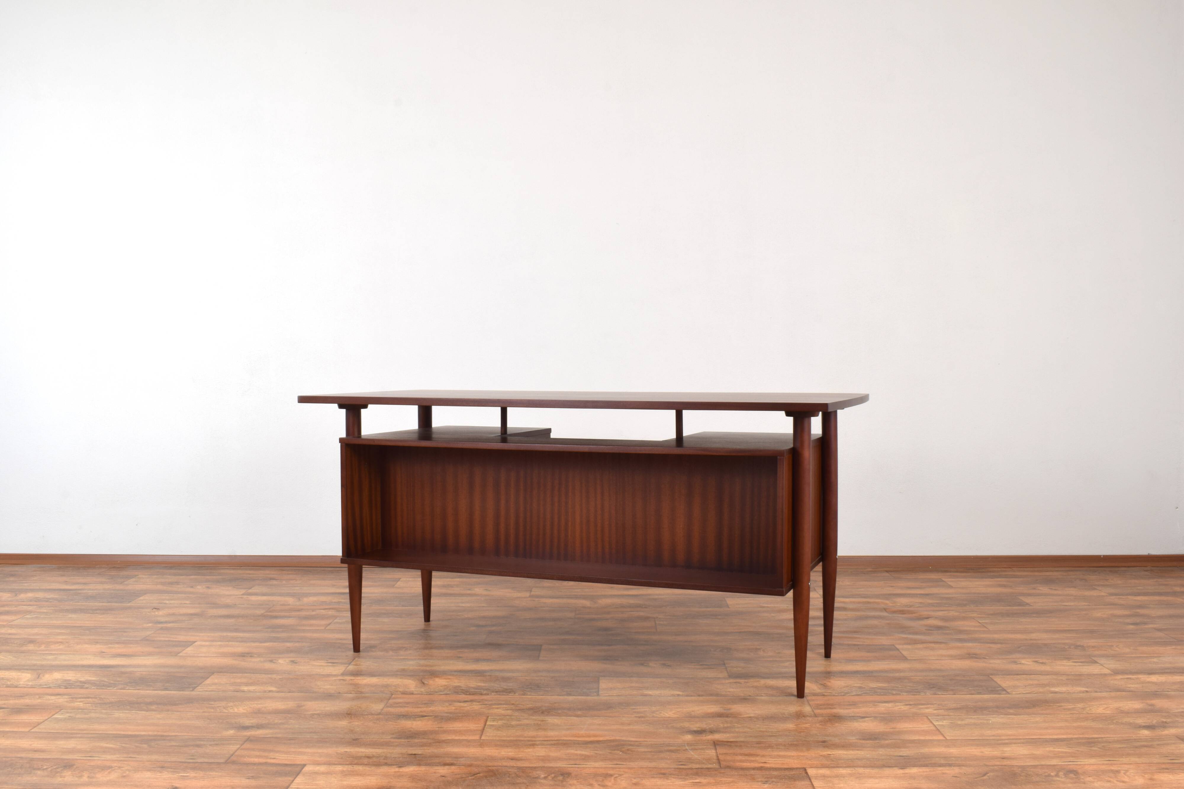 Mid-Century Polish Double-Sided Desk from Poznańskie Fabryki Mebli, 1960s.