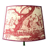 Abat-jour en tissu toile de Jouy rouge, déesse grecque Diane chasseresse