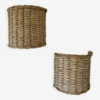 Two gray rattan wall lights, metal structure