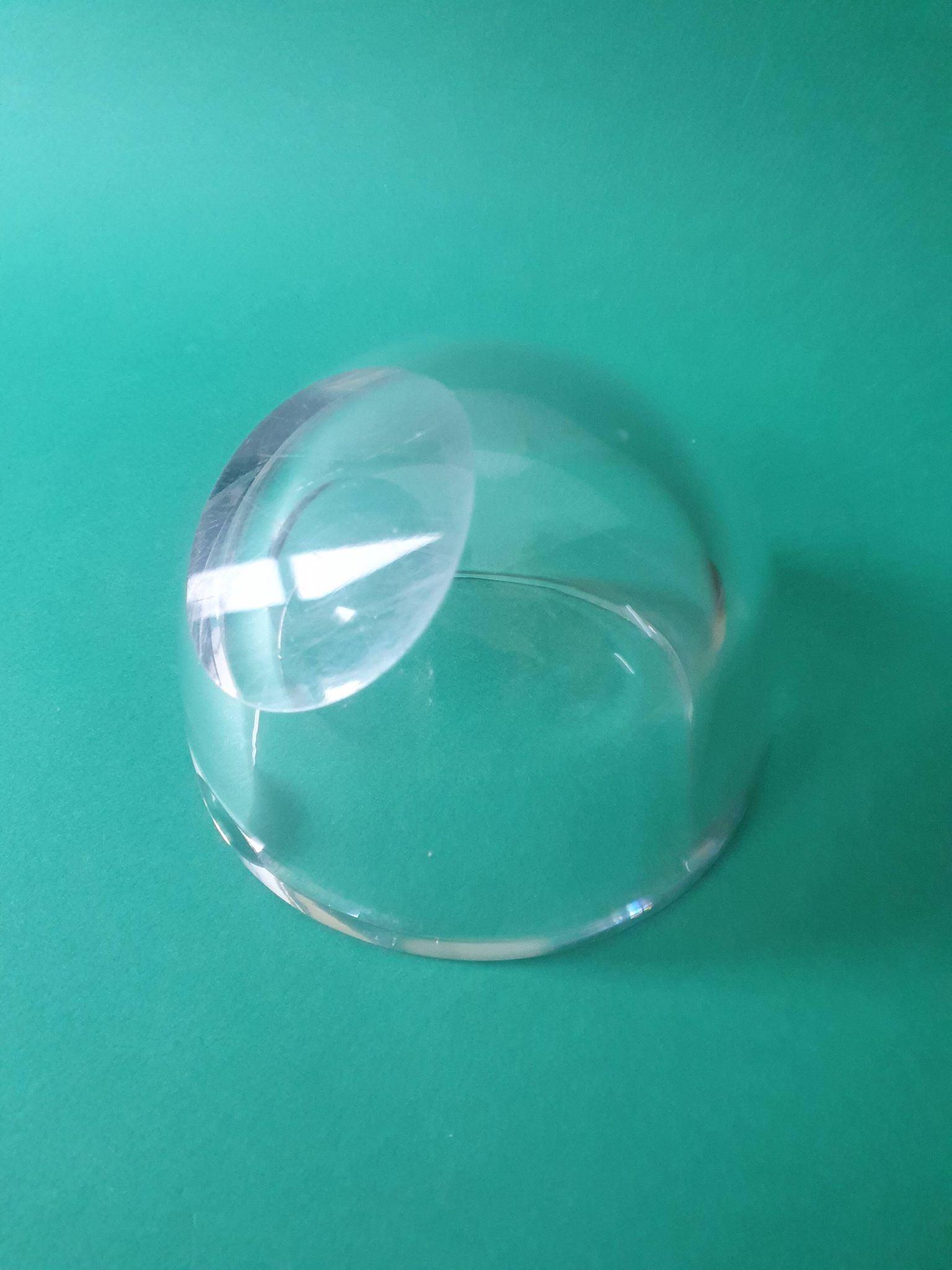 Cendrier demi-sphère en verre ancien vintage