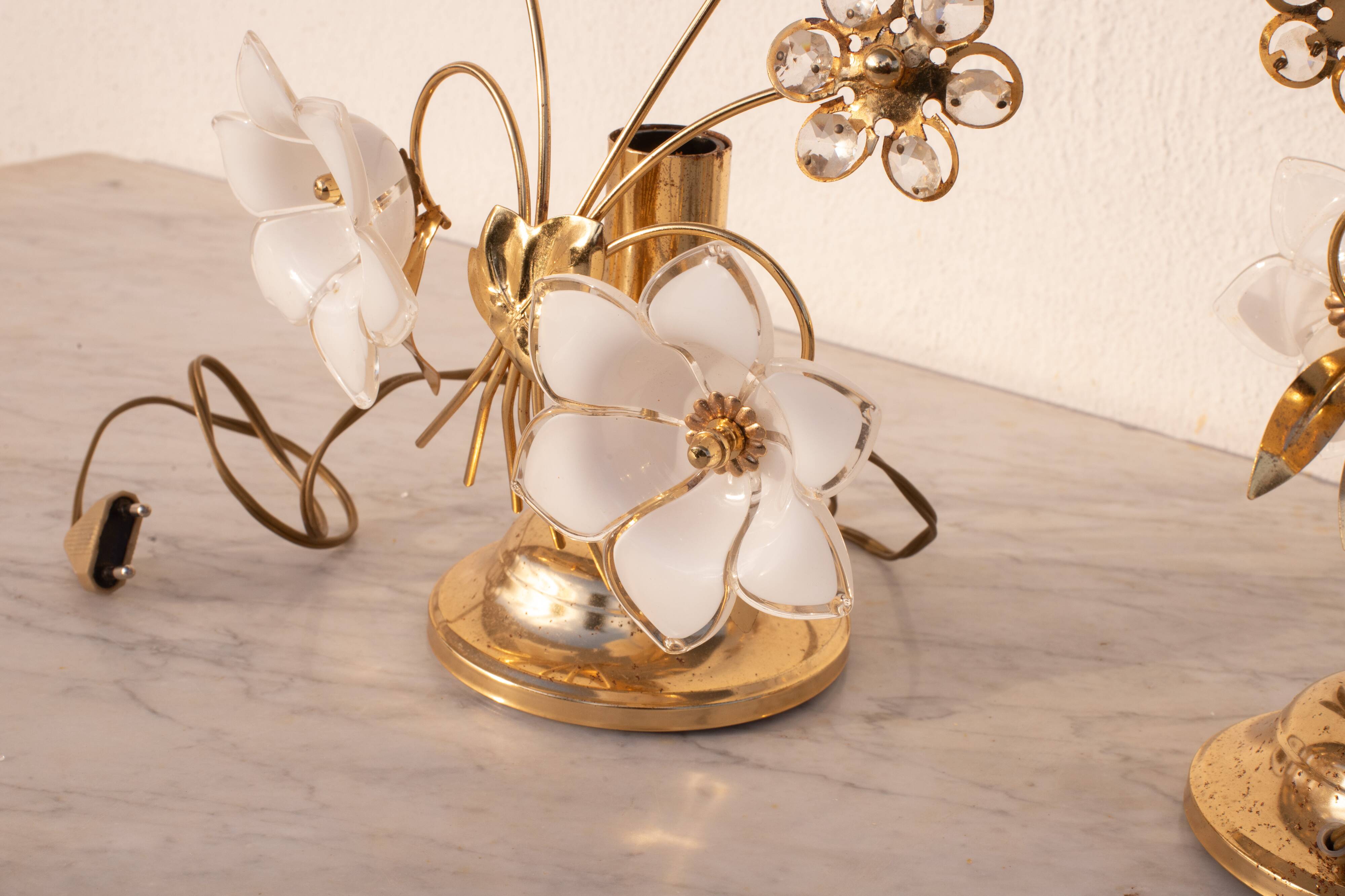 Set of 2 Murano Table Light White Flowers, 1970s