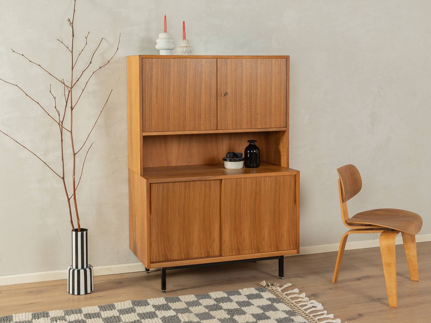 50s Dresser with ledge