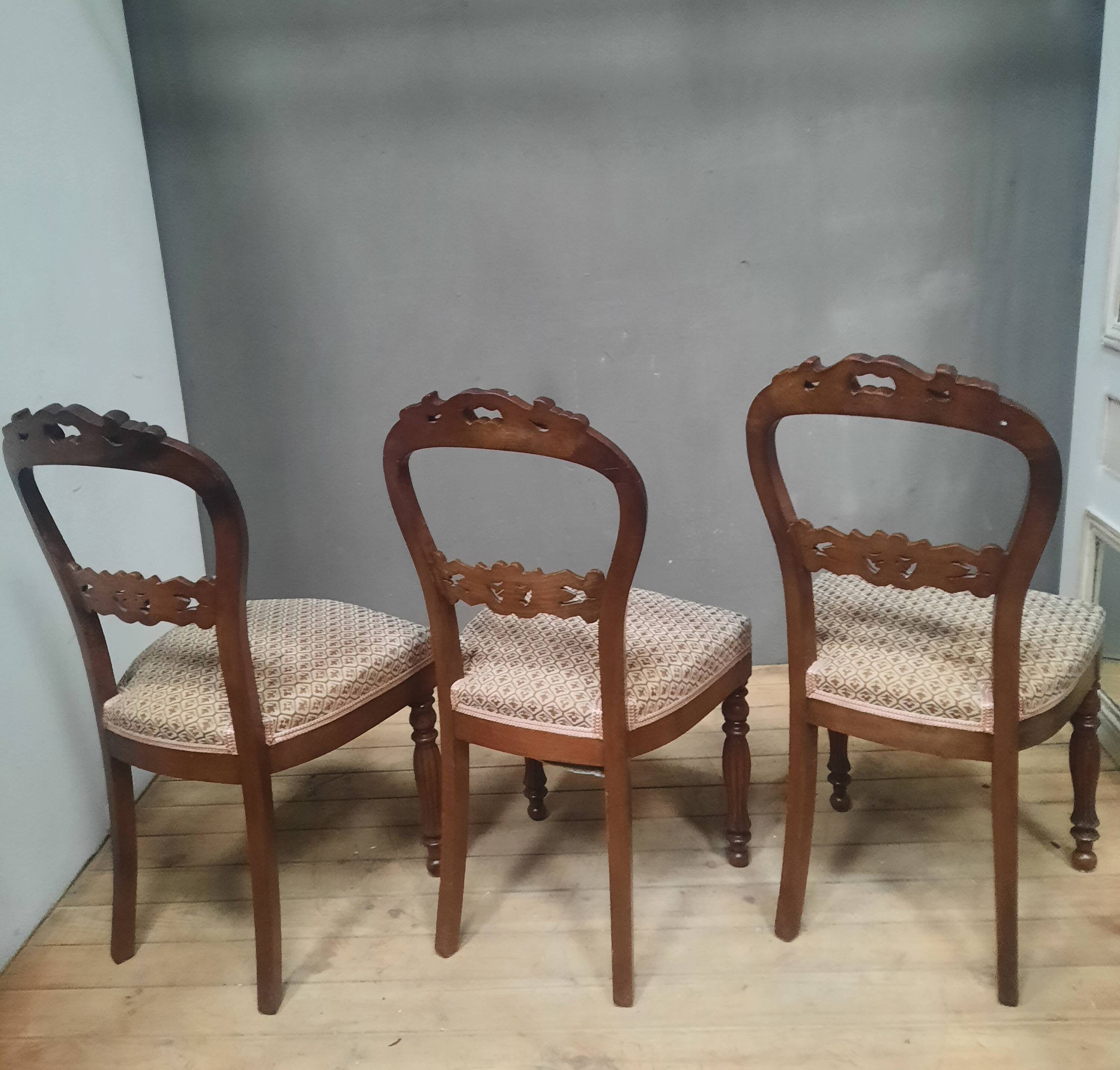 3 chaises Napoléon III  en acajou