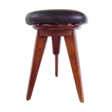 Screw stool