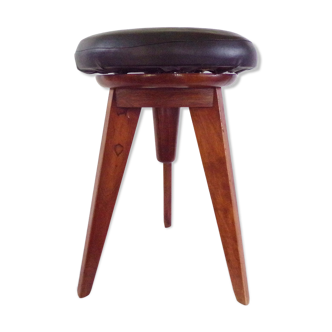 Screw stool